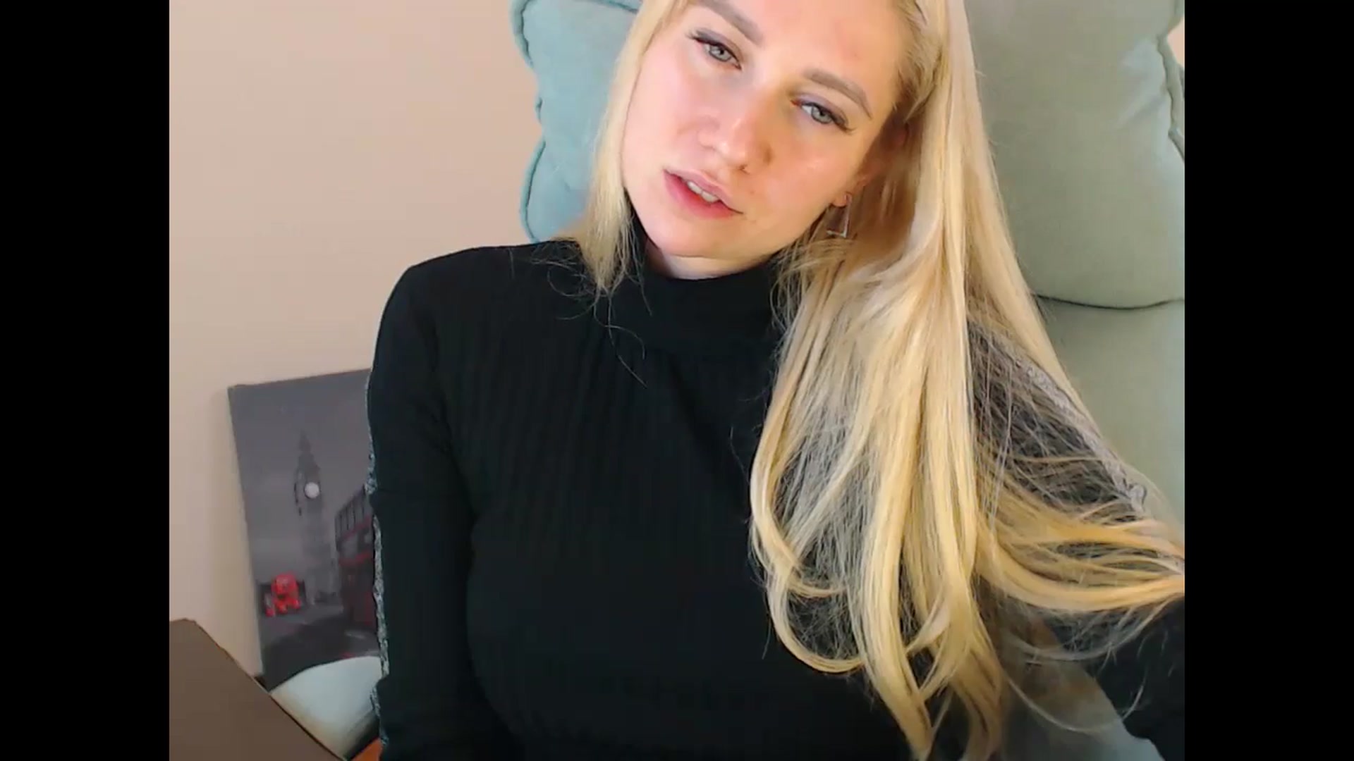 Gallery image thumbnail from Miss_Sylvia's myfreecams stream on, 11/20/2024, 19:25 image 2 of 20