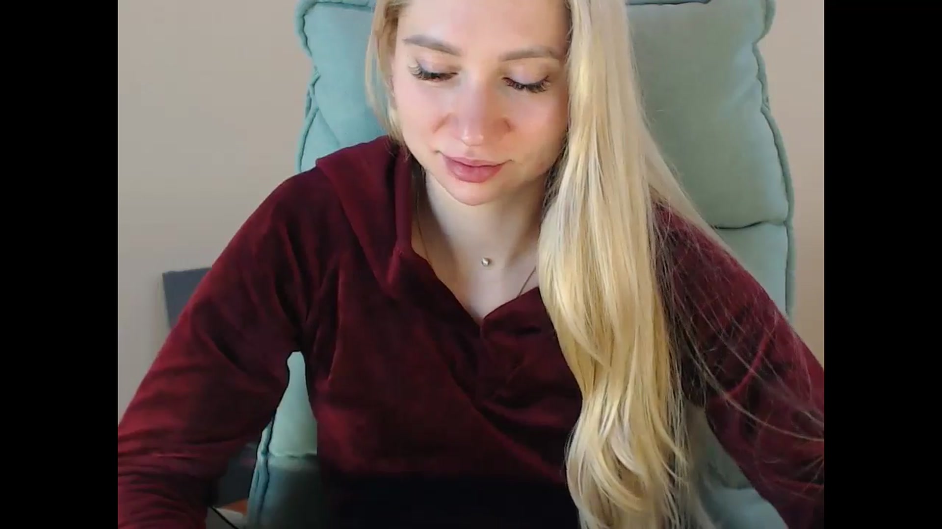 Gallery image thumbnail from Miss_Sylvia's myfreecams stream on, 11/22/2024, 20:36 image 4 of 20