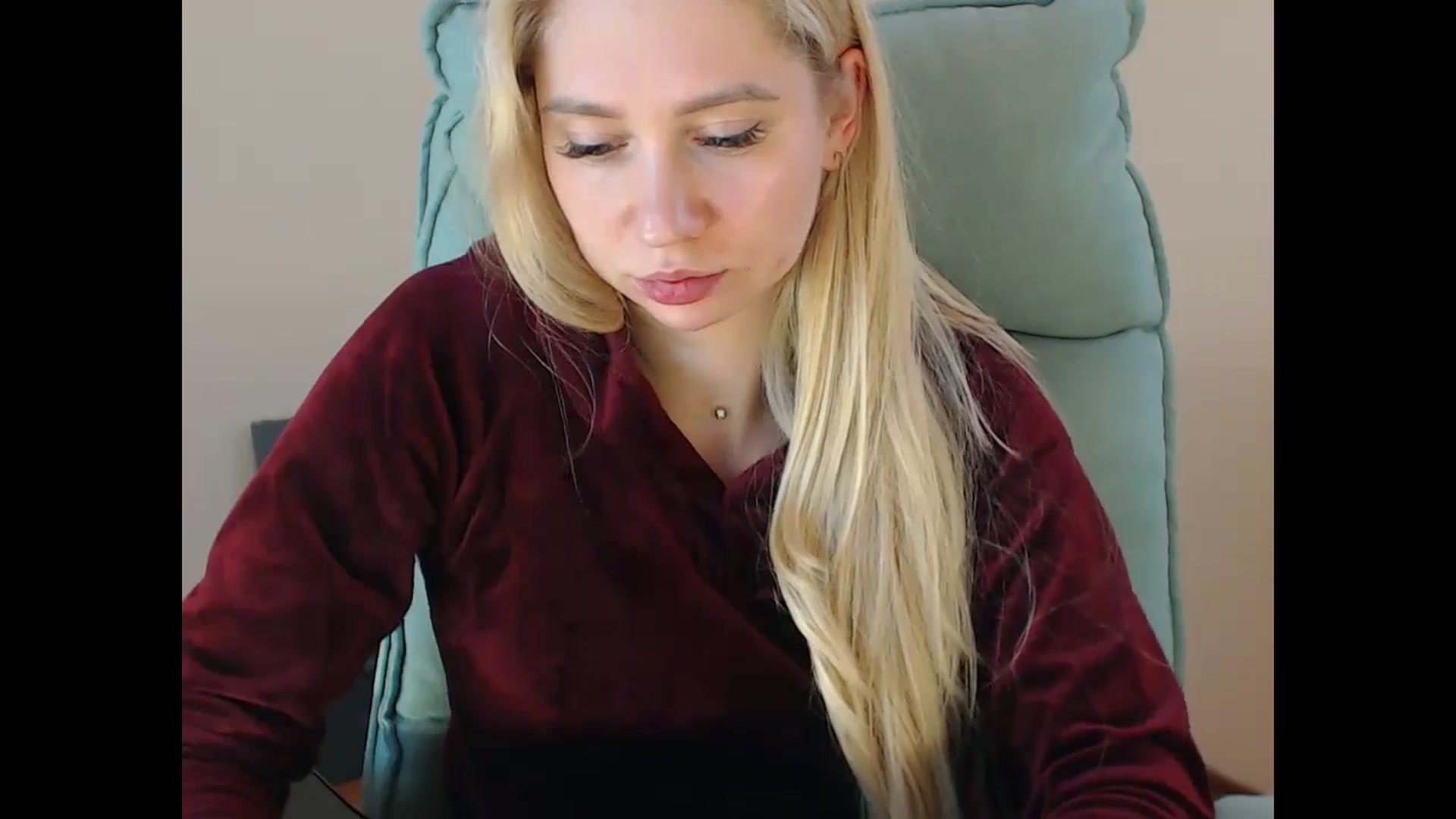 Gallery image thumbnail from Miss_Sylvia's myfreecams stream on, 11/22/2024, 20:36 image 3 of 20