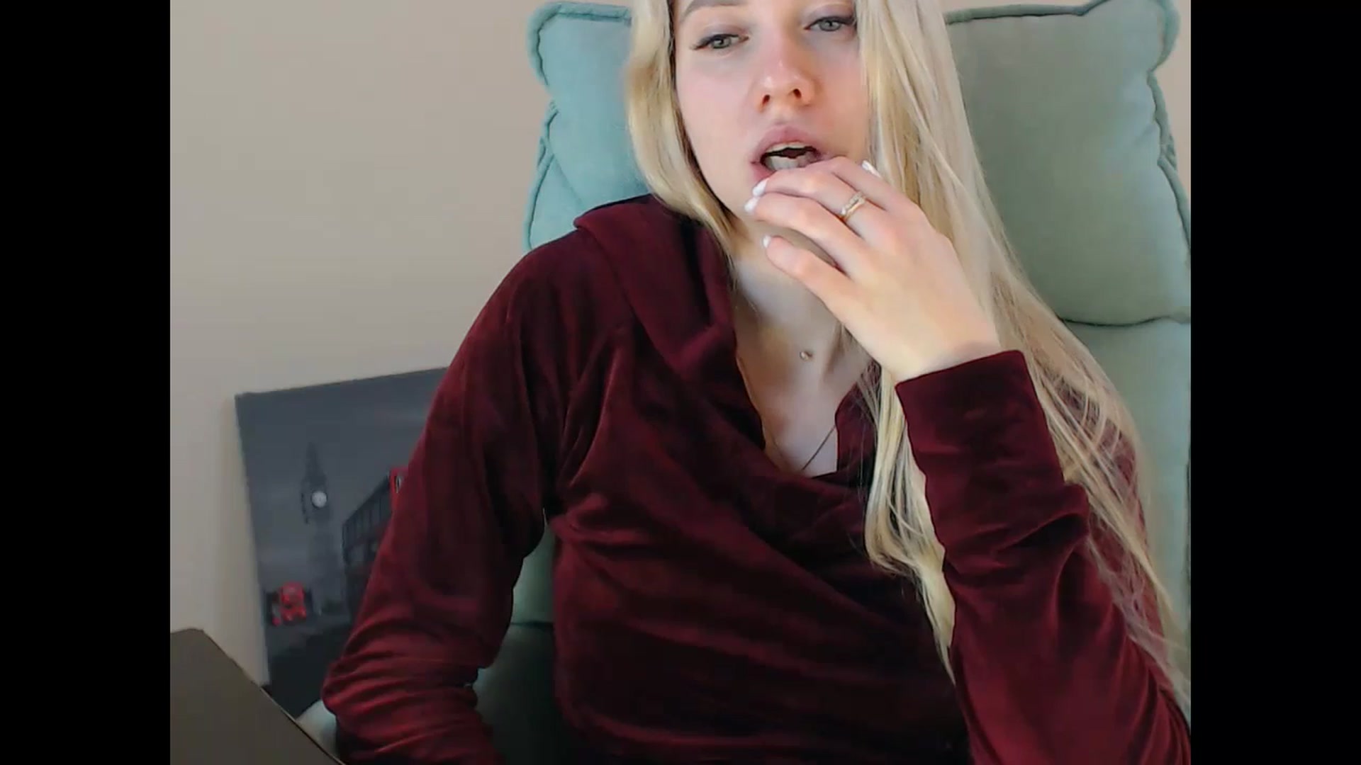 Gallery image thumbnail from Miss_Sylvia's myfreecams stream on, 11/22/2024, 20:36 image 10 of 20