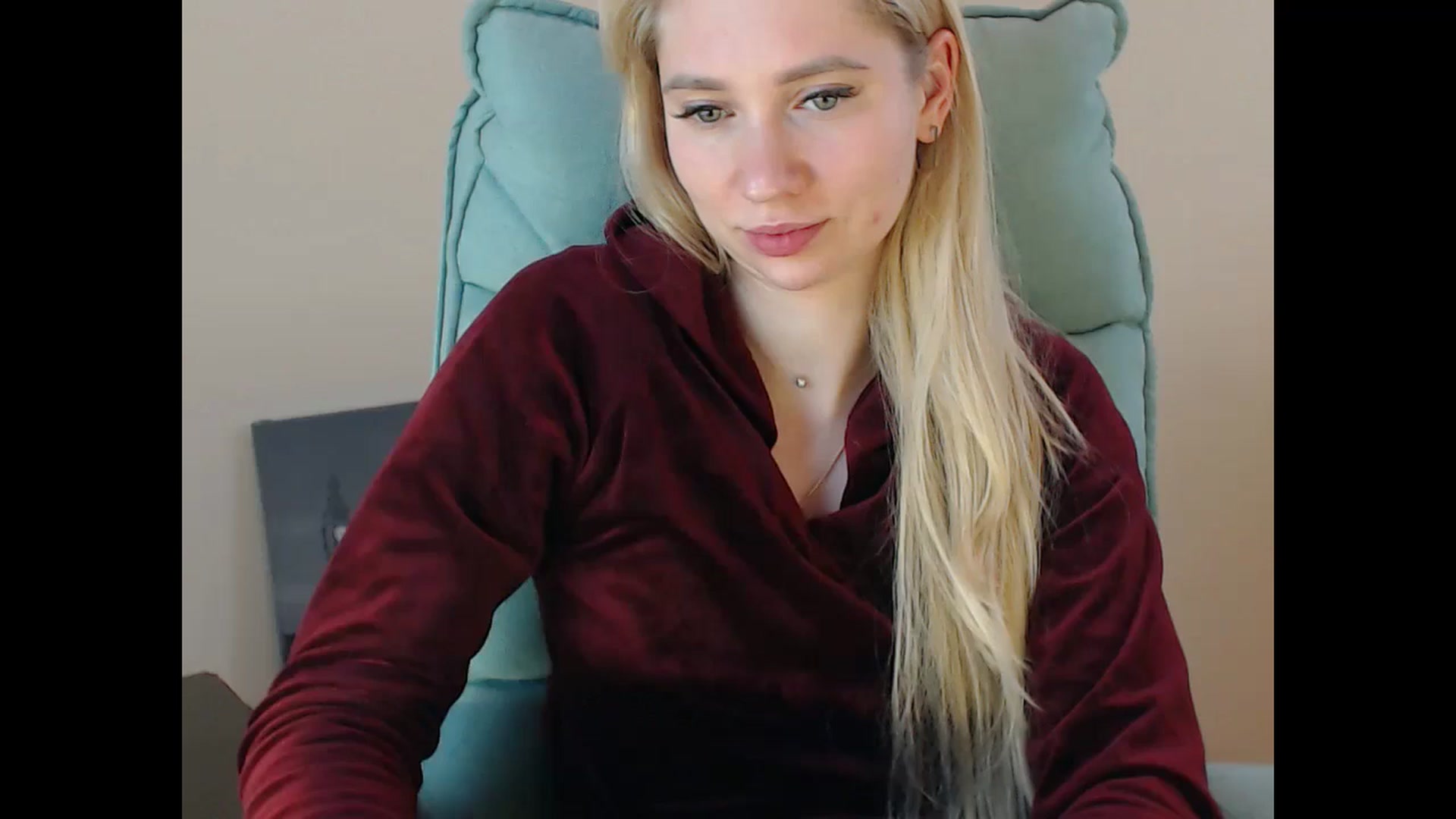 Gallery image thumbnail from Miss_Sylvia's myfreecams stream on, 11/22/2024, 20:36 image 16 of 20