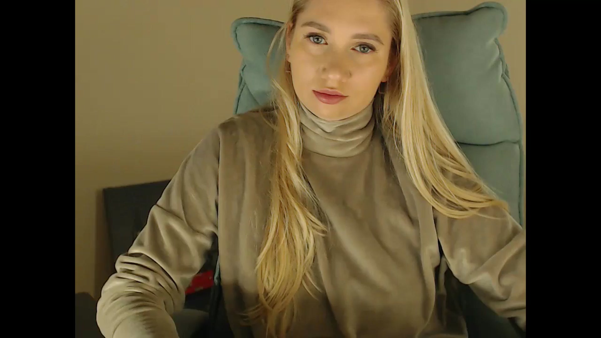 Gallery image thumbnail from Miss_Sylvia's myfreecams stream on, 11/23/2024, 16:50 image 4 of 20