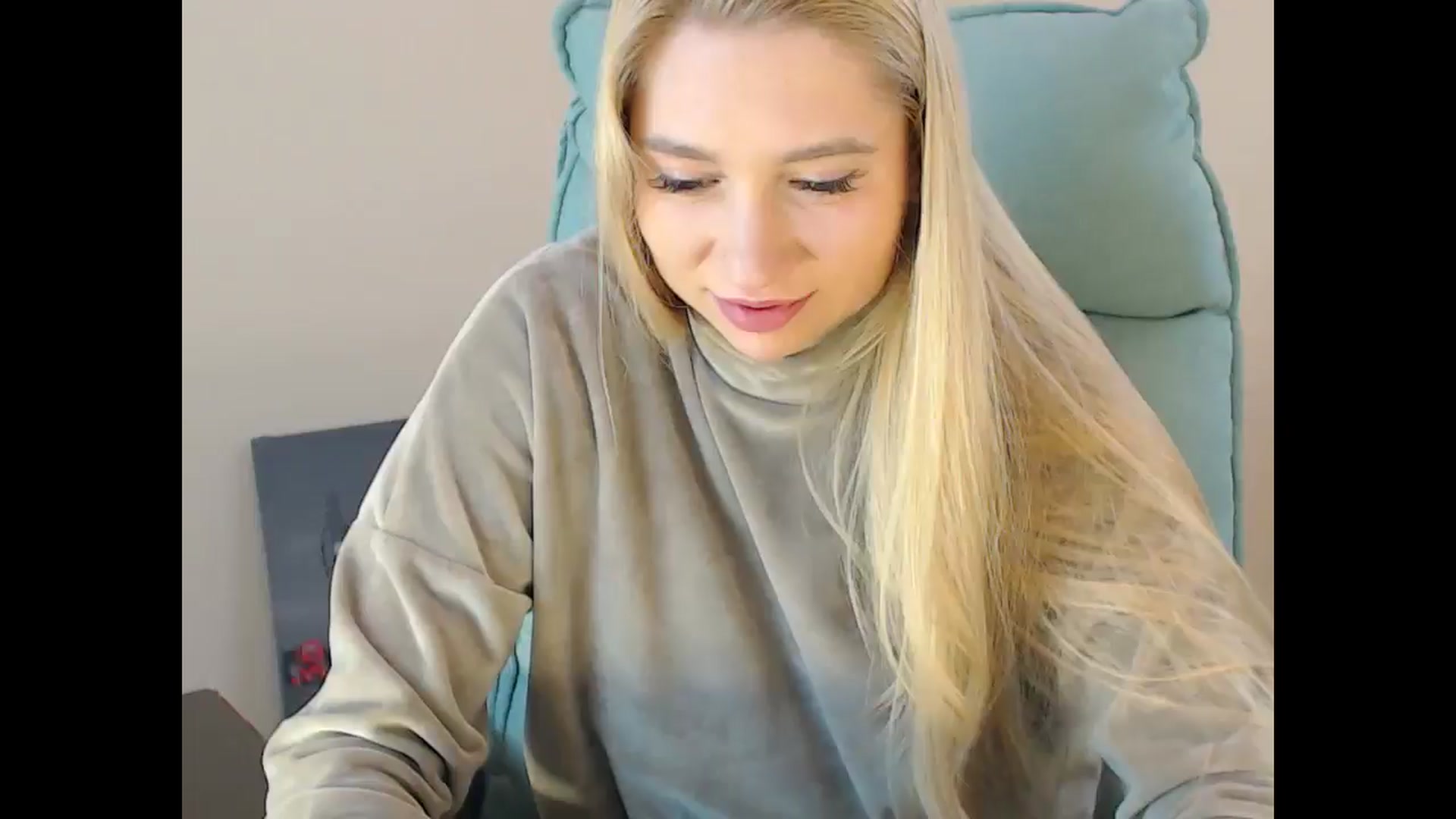 Gallery image thumbnail from Miss_Sylvia's myfreecams stream on, 11/23/2024, 19:22 image 12 of 20
