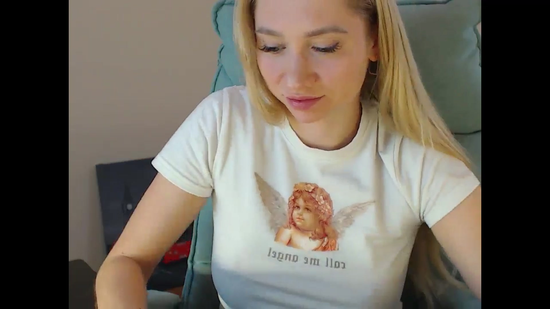 Gallery image thumbnail from Miss_Sylvia's myfreecams stream on, 11/24/2024, 18:45 image 6 of 20