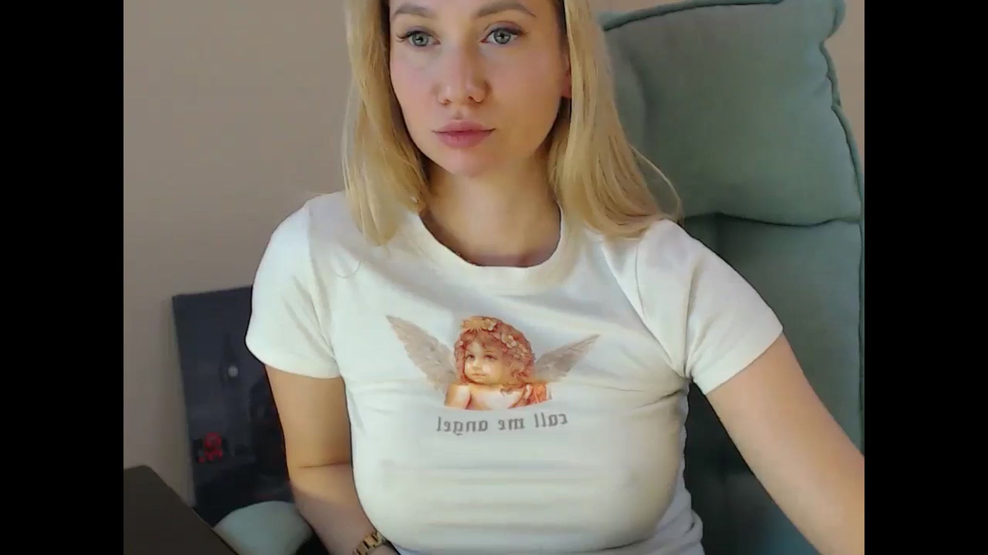 Gallery image thumbnail from Miss_Sylvia's myfreecams stream on, 11/24/2024, 18:45 image 14 of 20