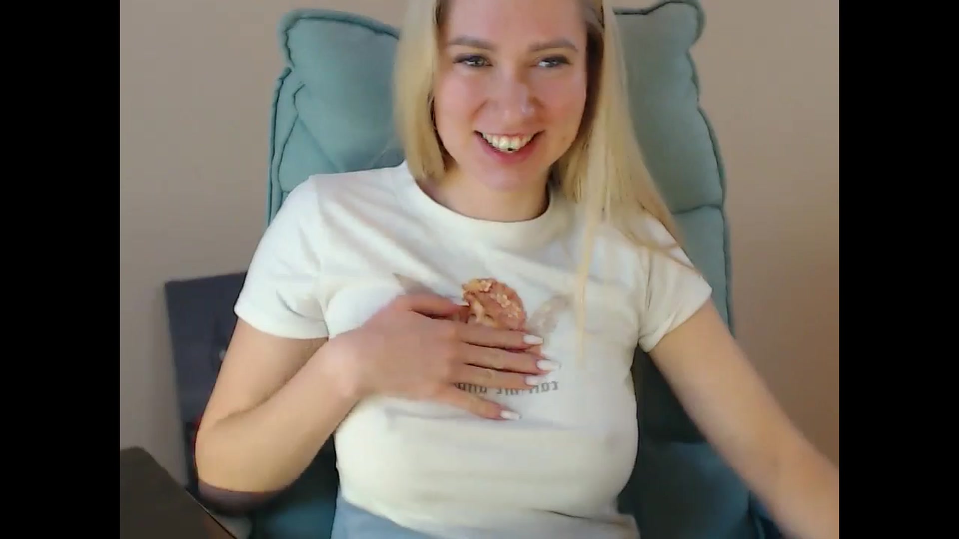 Gallery image thumbnail from Miss_Sylvia's myfreecams stream on, 11/25/2024, 19:20 image 12 of 20