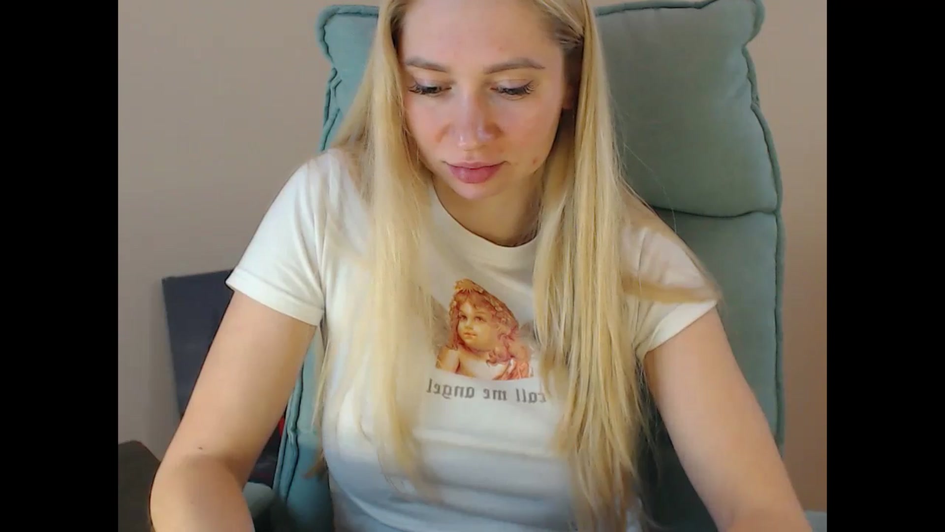 Gallery image thumbnail from Miss_Sylvia's myfreecams stream on, 11/25/2024, 19:20 image 5 of 20