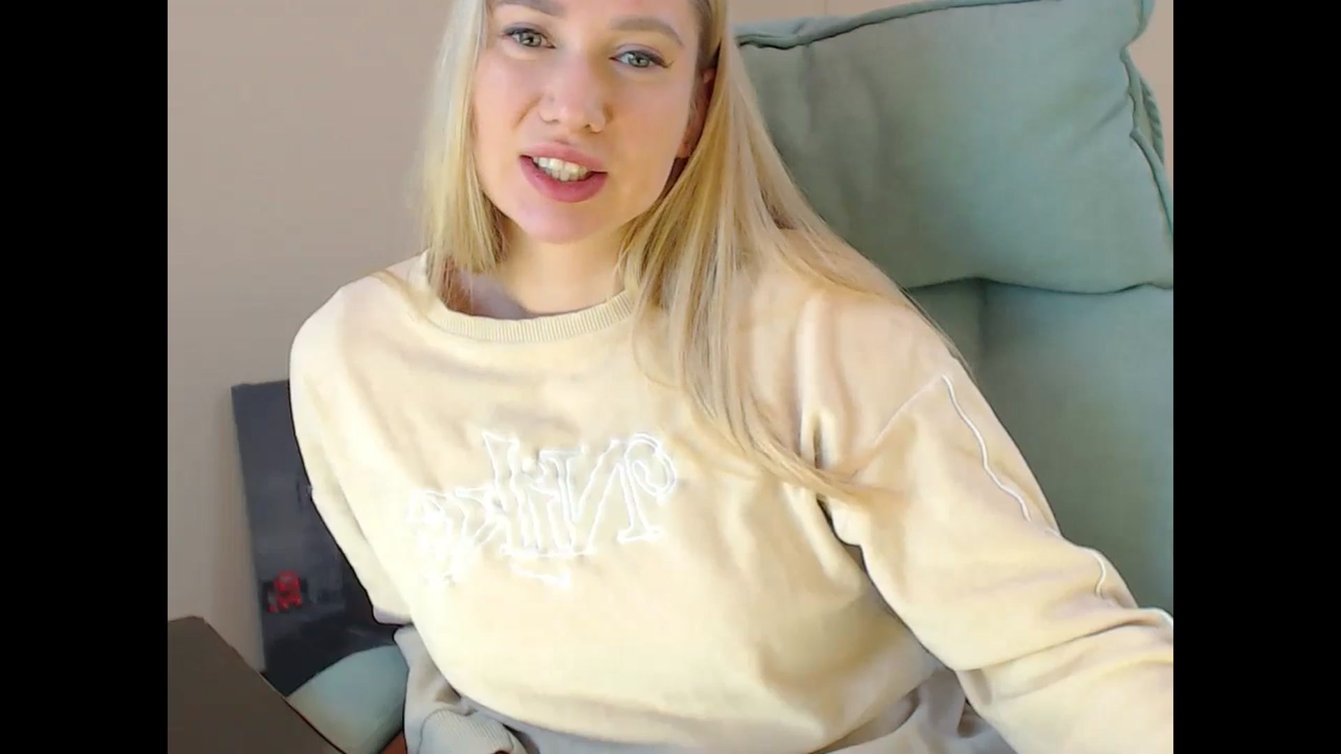 Gallery image thumbnail from Miss_Sylvia's myfreecams stream on, 11/26/2024, 19:02 image 13 of 20