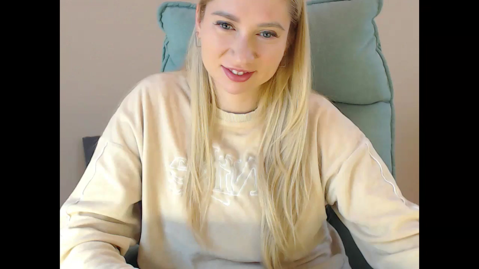 Gallery image thumbnail from Miss_Sylvia's myfreecams stream on, 11/26/2024, 19:02 image 6 of 20