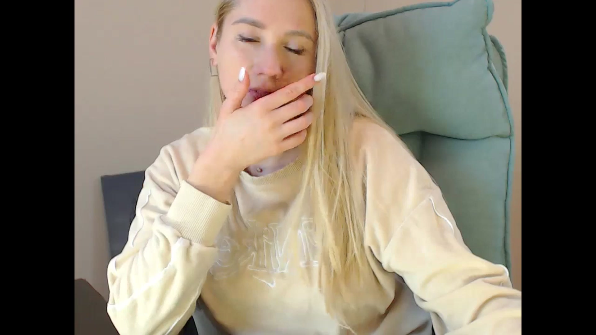 Gallery image thumbnail from Miss_Sylvia's myfreecams stream on, 11/26/2024, 20:38 image 16 of 20
