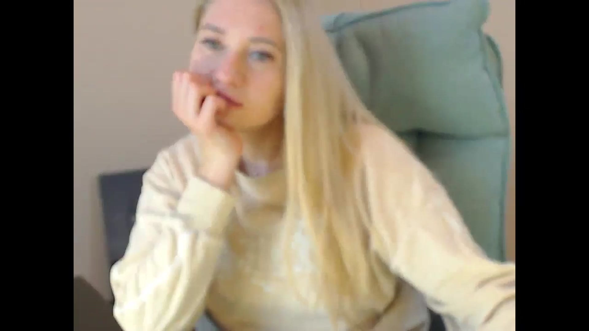 Gallery image thumbnail from Miss_Sylvia's myfreecams stream on, 11/26/2024, 20:38 image 13 of 20