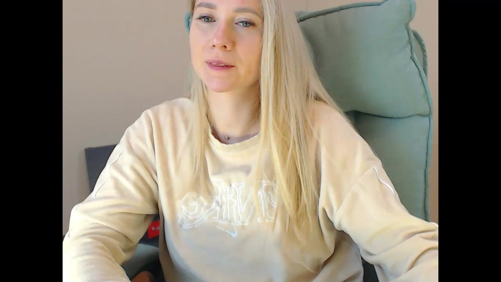 Gallery image thumbnail from Miss_Sylvia's myfreecams stream on, 11/26/2024, 20:38 image 15 of 20