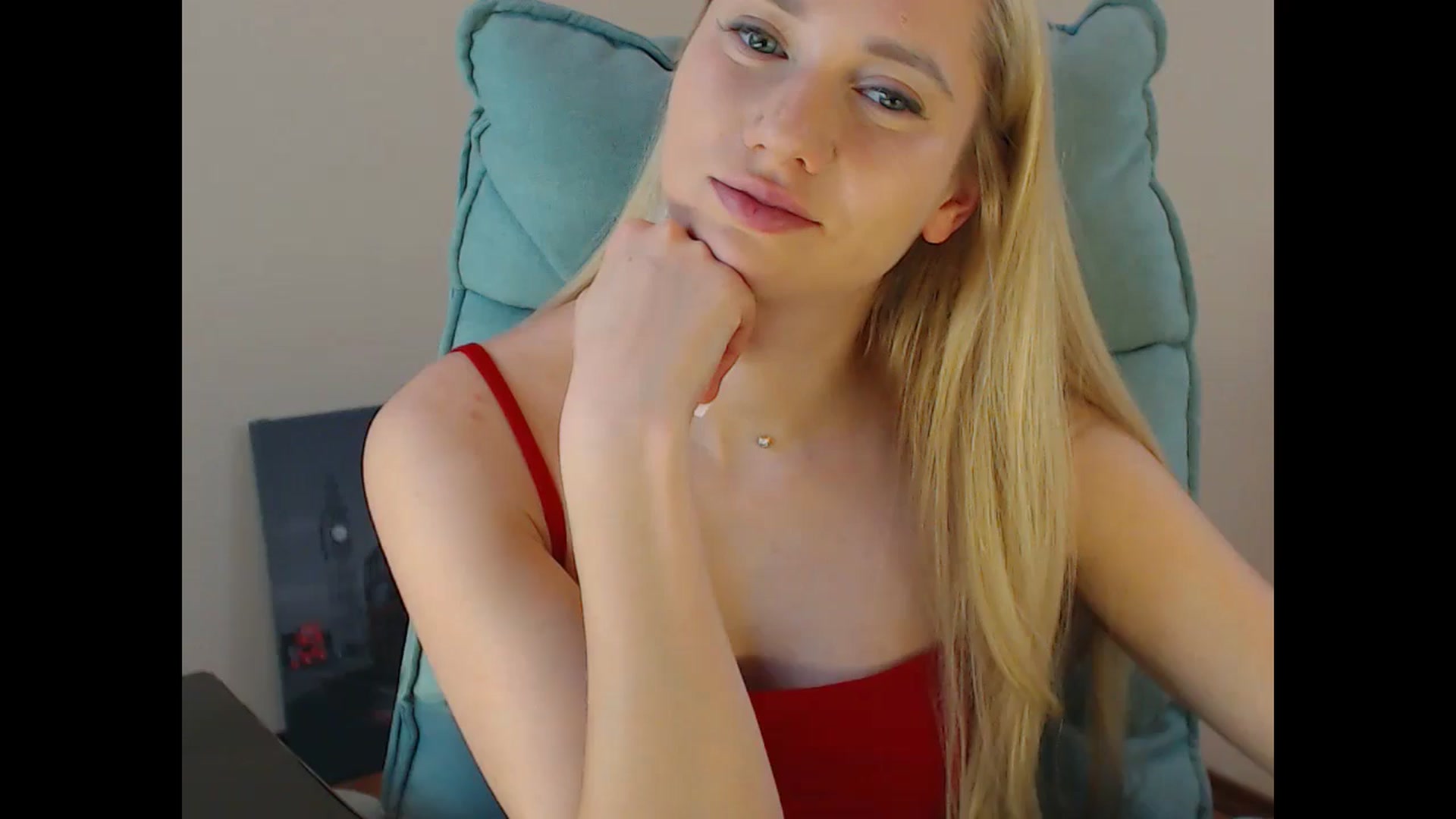 Gallery image thumbnail from Miss_Sylvia's myfreecams stream on, 11/27/2024, 18:13 image 14 of 20