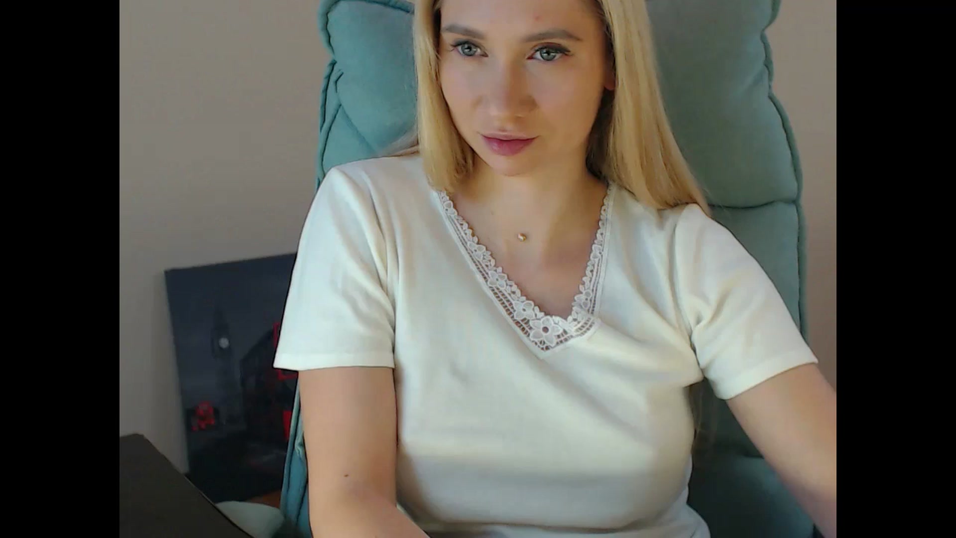 Gallery image thumbnail from Miss_Sylvia's myfreecams stream on, 11/28/2024, 15:32 image 15 of 20