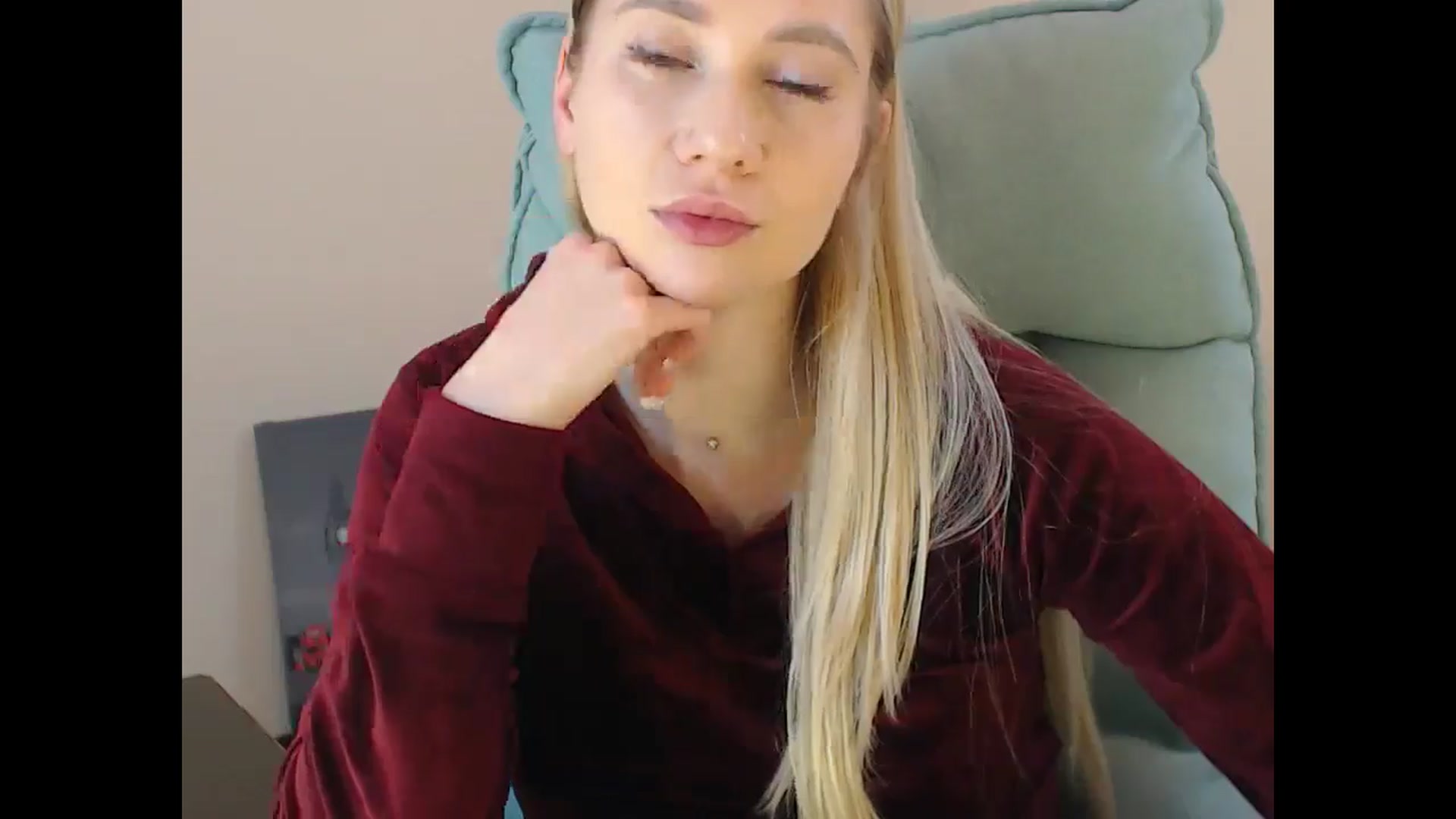 Gallery image thumbnail from Miss_Sylvia's myfreecams stream on, 11/29/2024, 17:36 image 16 of 20