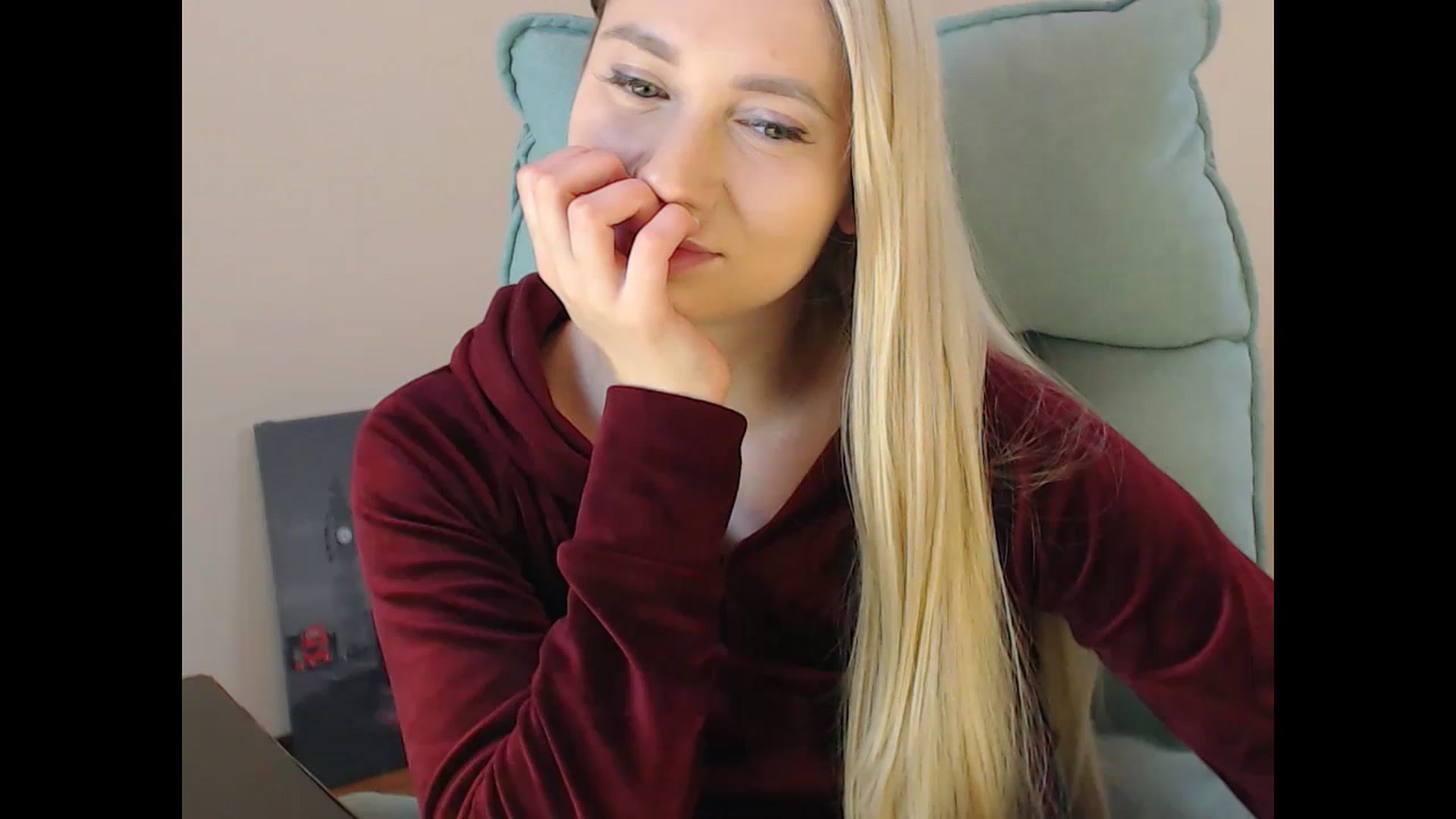Gallery image thumbnail from Miss_Sylvia's myfreecams stream on, 11/29/2024, 17:36 image 17 of 20