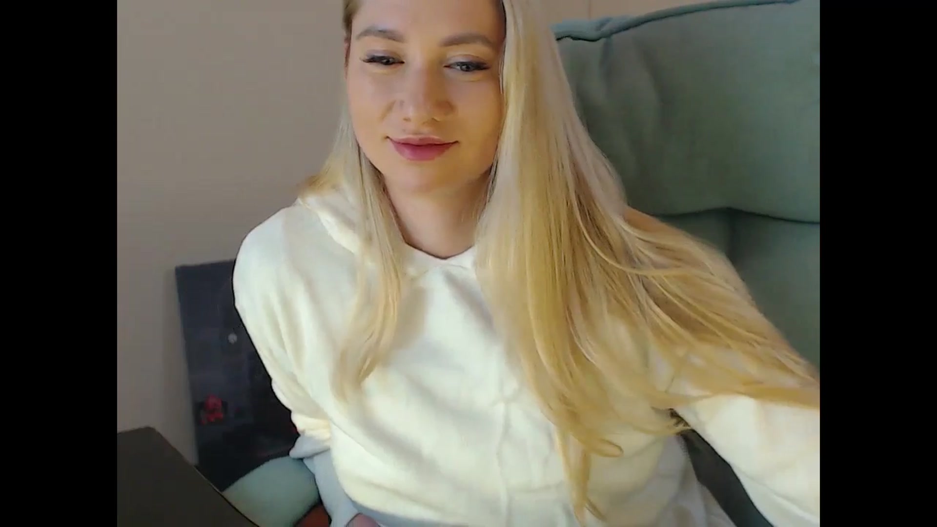 Gallery image thumbnail from Miss_Sylvia's myfreecams stream on, 12/07/2024, 19:05 image 14 of 20
