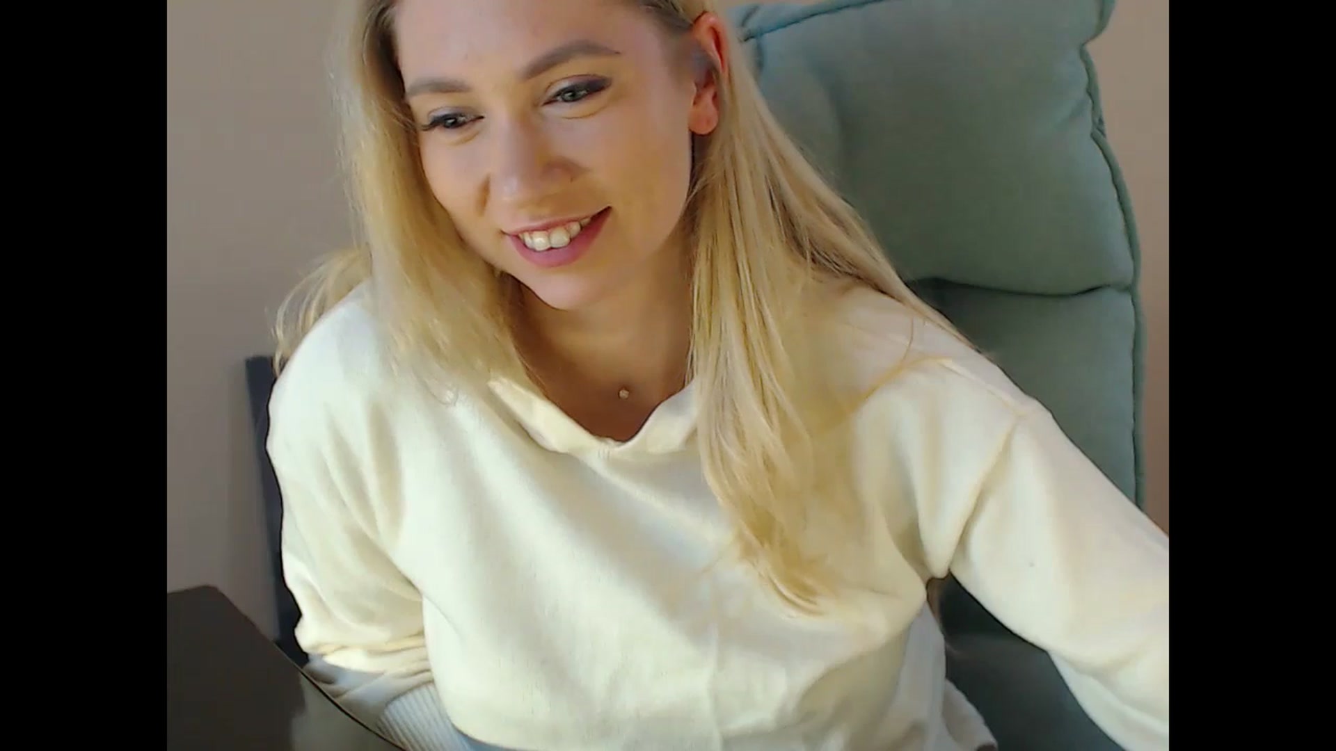 Gallery image thumbnail from Miss_Sylvia's myfreecams stream on, 12/07/2024, 19:51 image 12 of 20