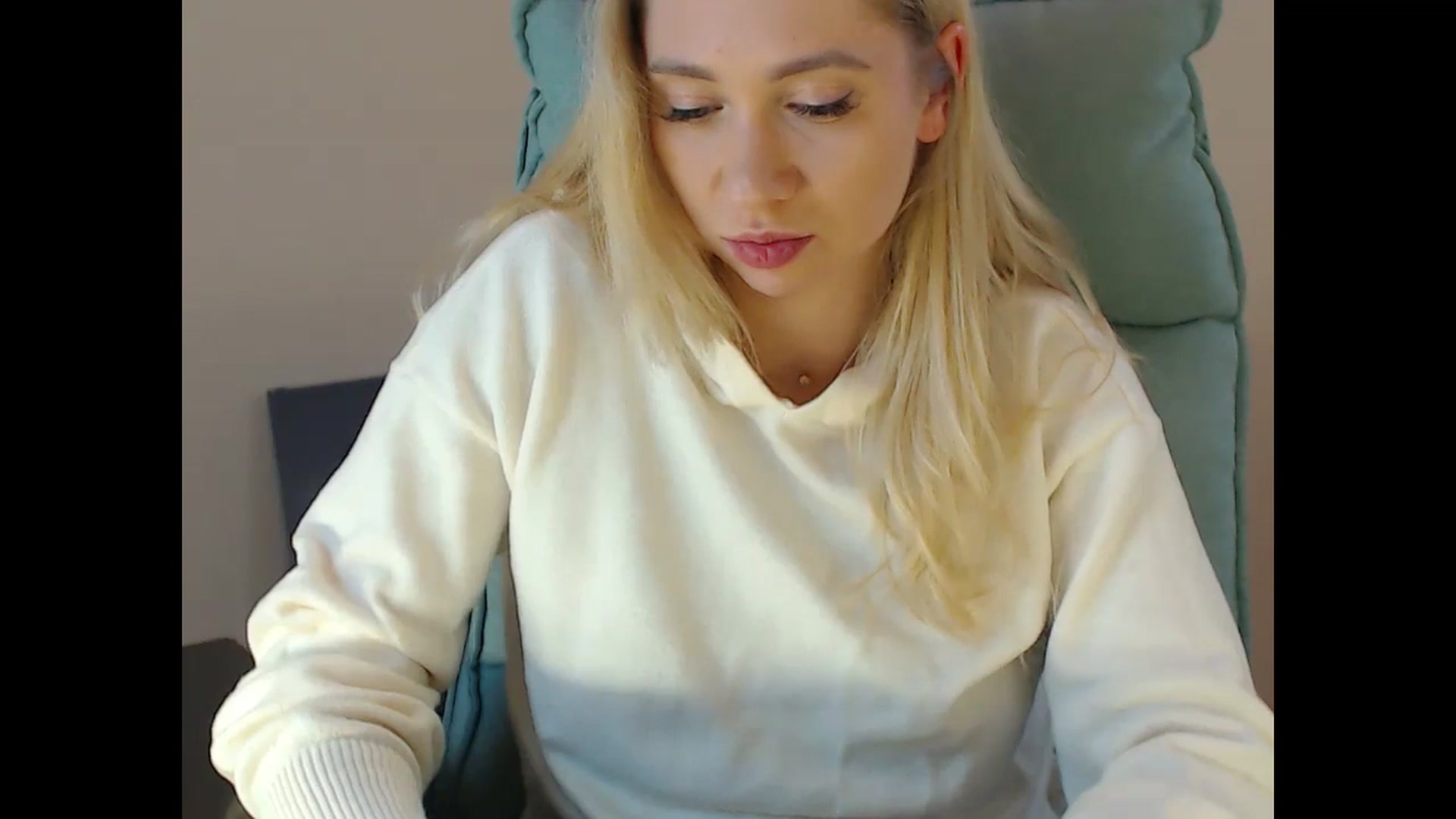 Gallery image thumbnail from Miss_Sylvia's myfreecams stream on, 12/07/2024, 19:51 image 15 of 20