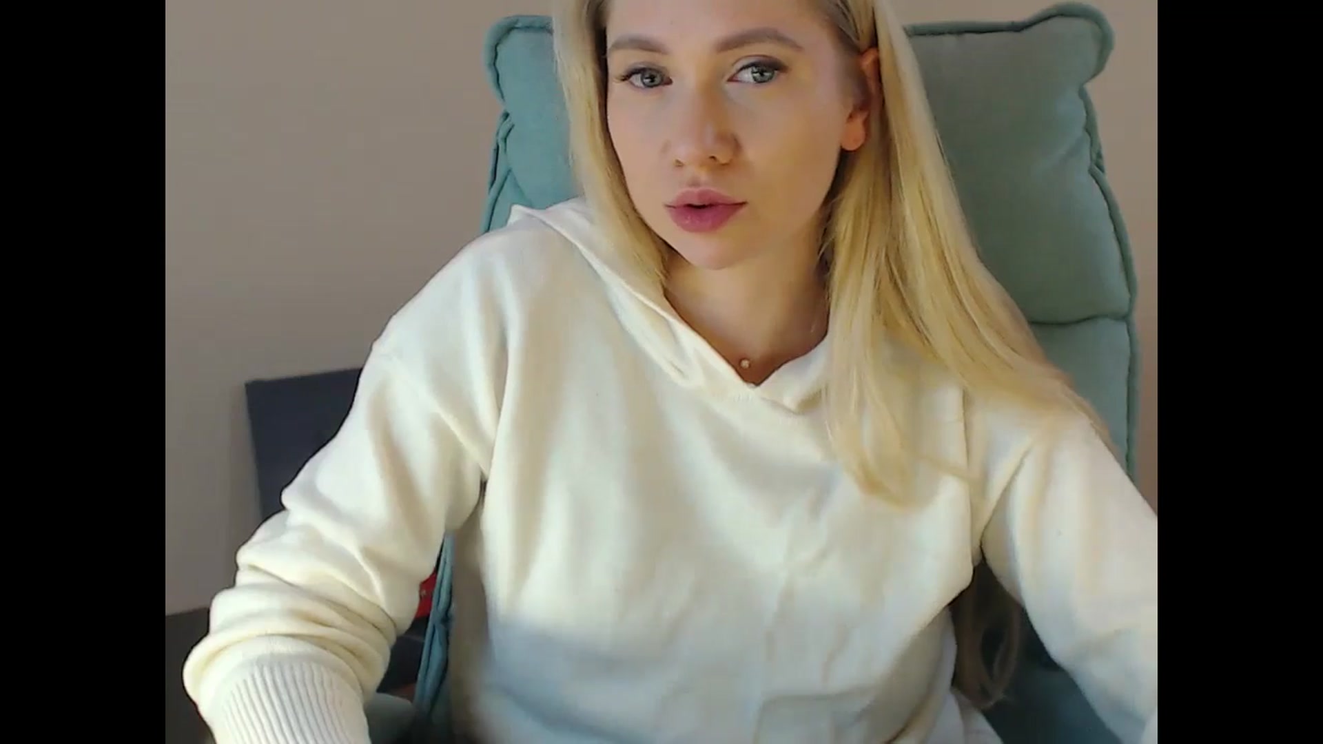 Gallery image thumbnail from Miss_Sylvia's myfreecams stream on, 12/07/2024, 20:16 image 17 of 20