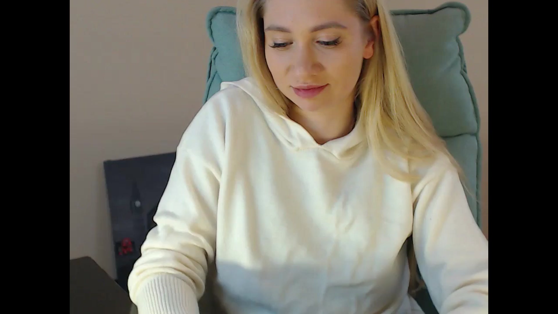 Gallery image thumbnail from Miss_Sylvia's myfreecams stream on, 12/07/2024, 20:16 image 5 of 20