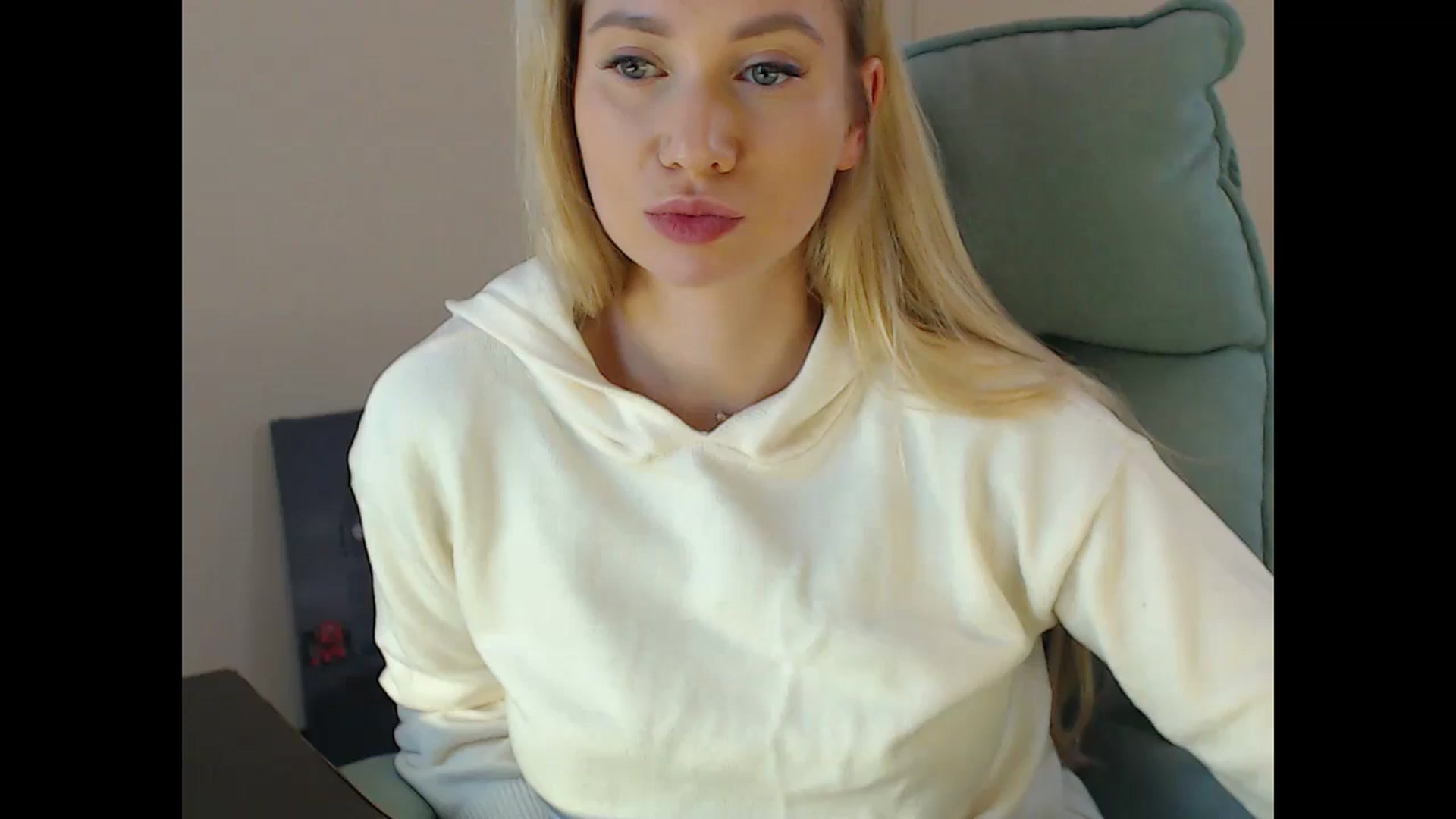 Gallery image thumbnail from Miss_Sylvia's myfreecams stream on, 12/07/2024, 20:16 image 1 of 20