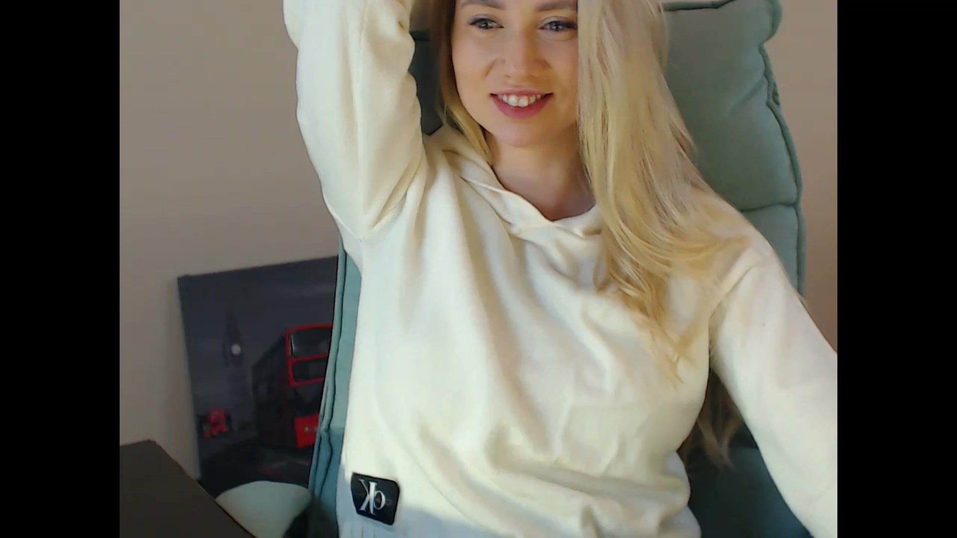 Gallery image thumbnail from Miss_Sylvia's myfreecams stream on, 12/07/2024, 21:01 image 10 of 20
