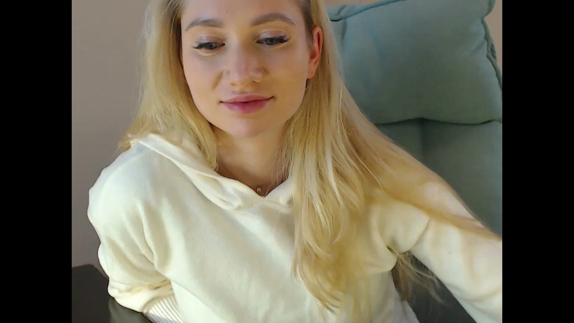 Gallery image thumbnail from Miss_Sylvia's myfreecams stream on, 12/07/2024, 21:01 image 14 of 20