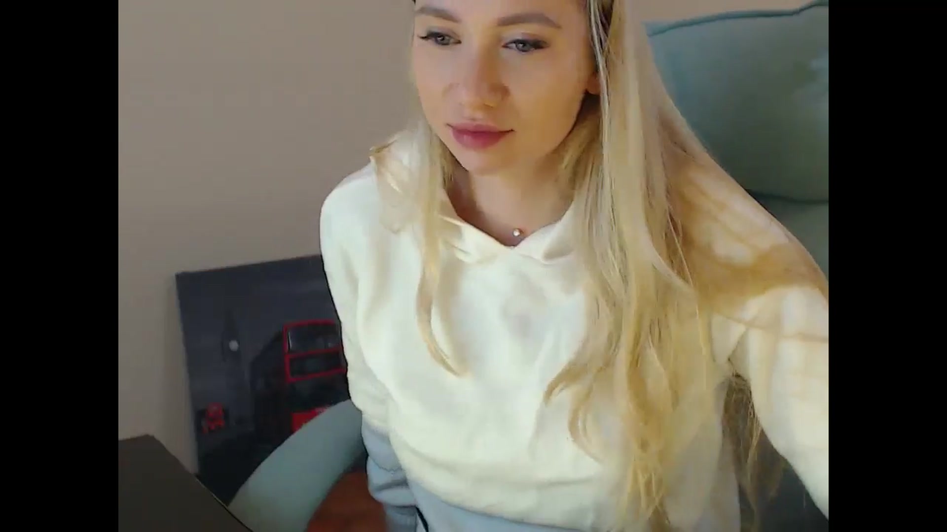 Gallery image thumbnail from Miss_Sylvia's myfreecams stream on, 12/07/2024, 21:01 image 5 of 20