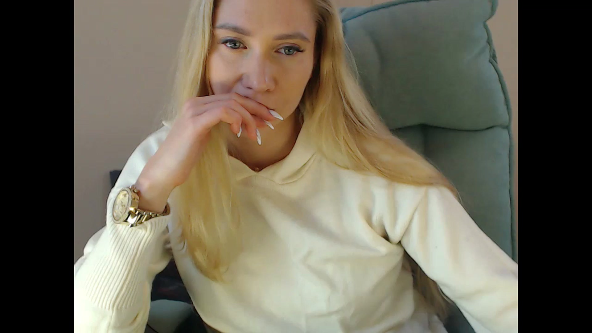 Gallery image thumbnail from Miss_Sylvia's myfreecams stream on, 12/07/2024, 21:01 image 19 of 20