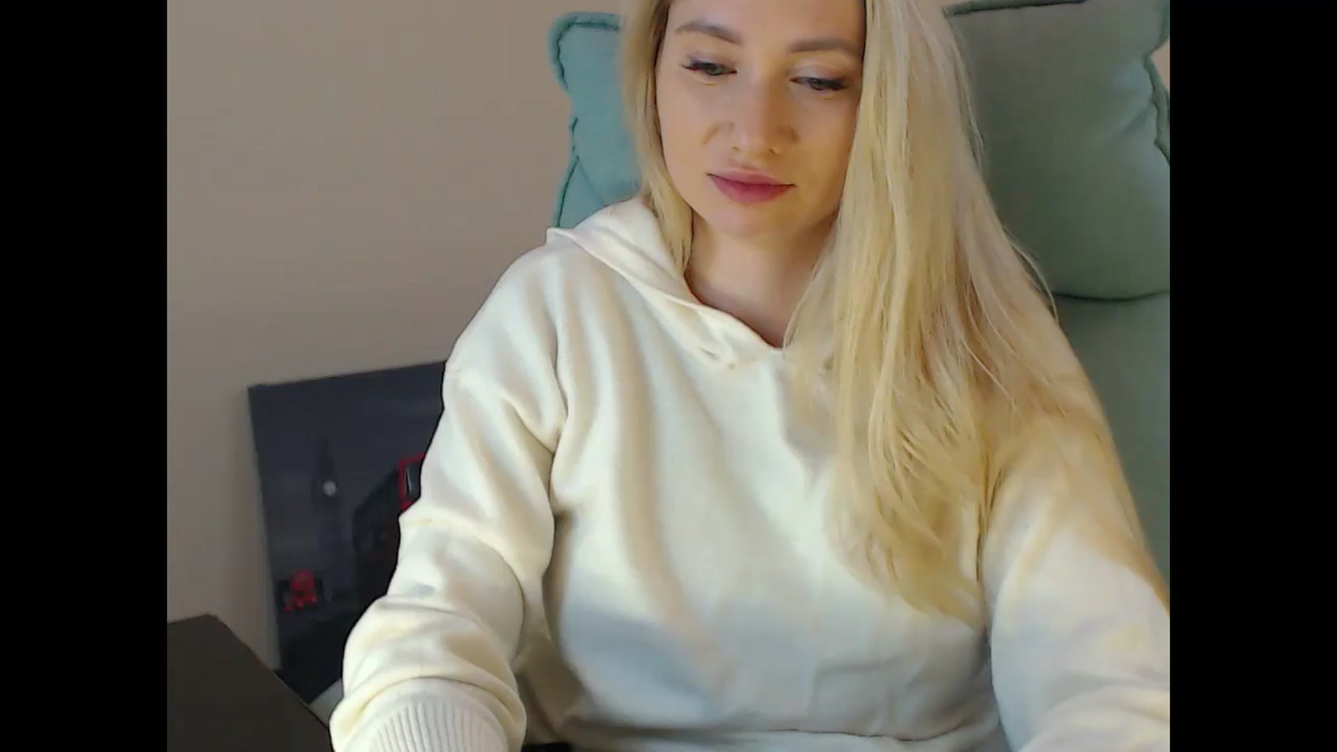 Gallery image thumbnail from Miss_Sylvia's myfreecams stream on, 12/07/2024, 21:01 image 12 of 20