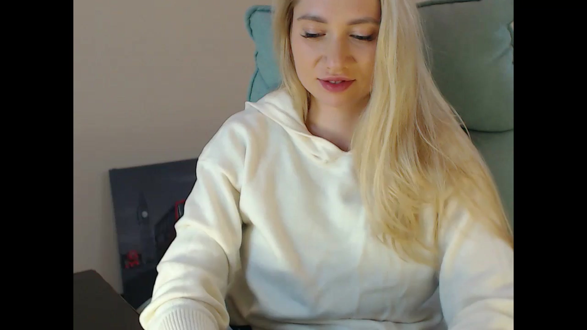 Gallery image thumbnail from Miss_Sylvia's myfreecams stream on, 12/07/2024, 21:01 image 11 of 20