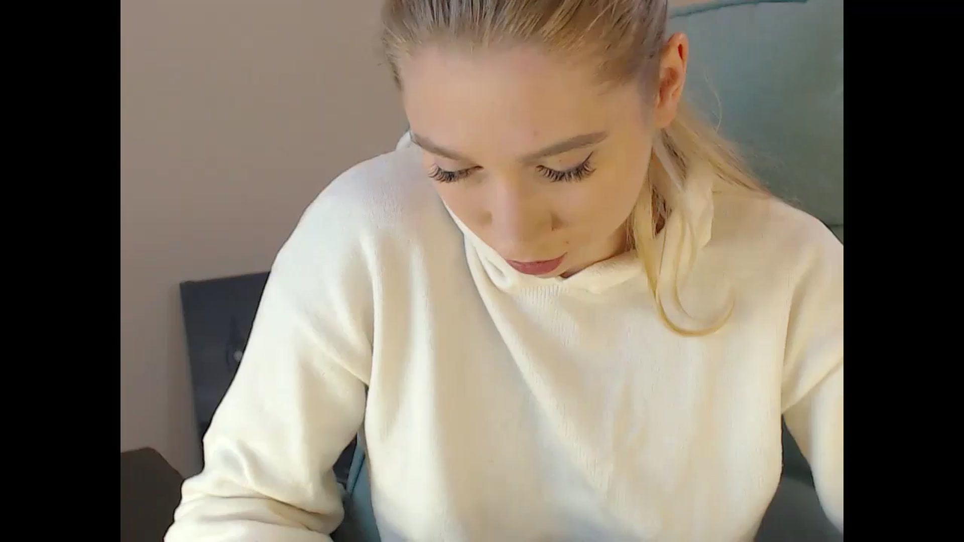Gallery image thumbnail from Miss_Sylvia's myfreecams stream on, 12/11/2024, 18:56 image 3 of 20