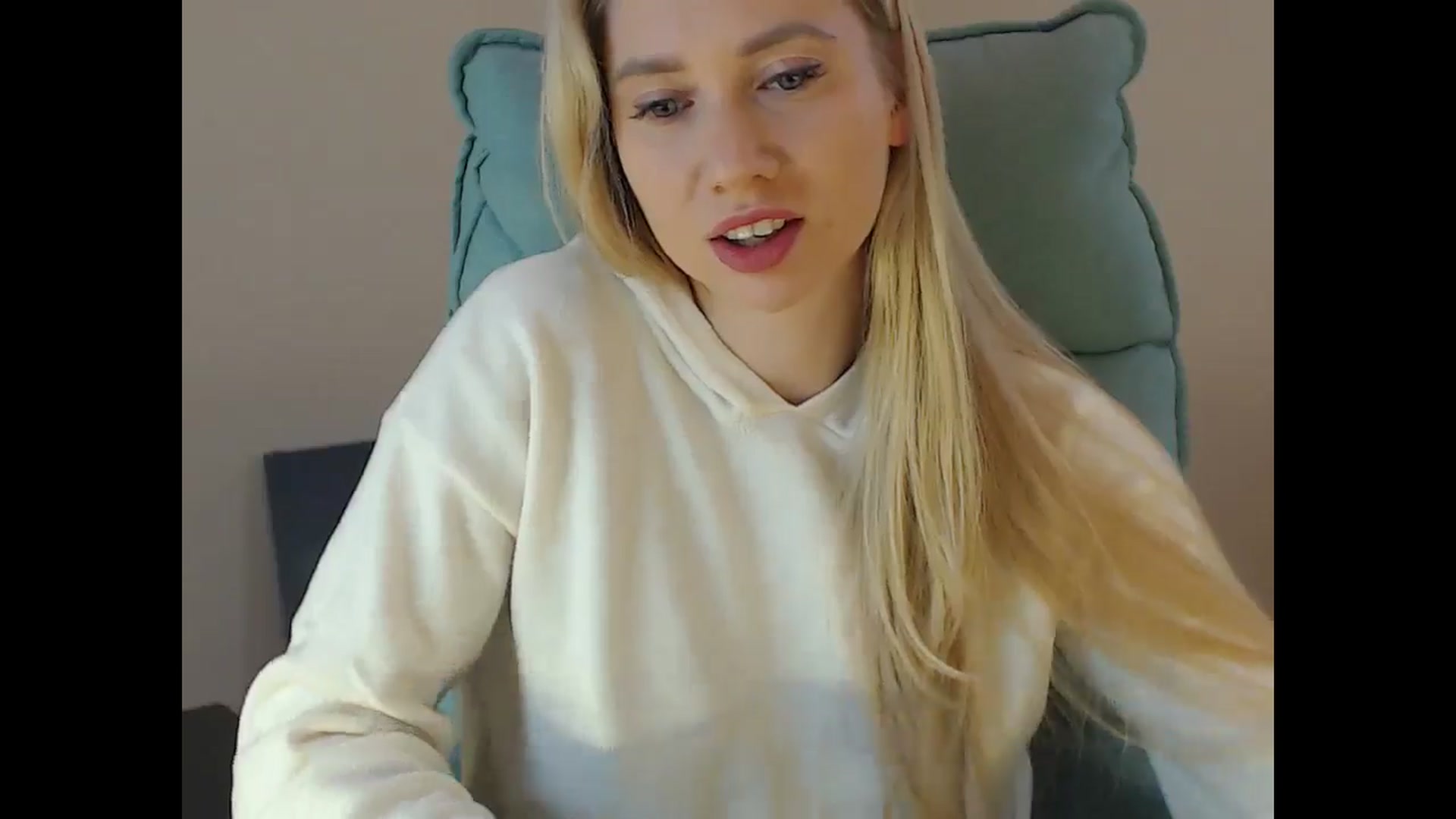 Gallery image thumbnail from Miss_Sylvia's myfreecams stream on, 12/14/2024, 19:26 image 10 of 20