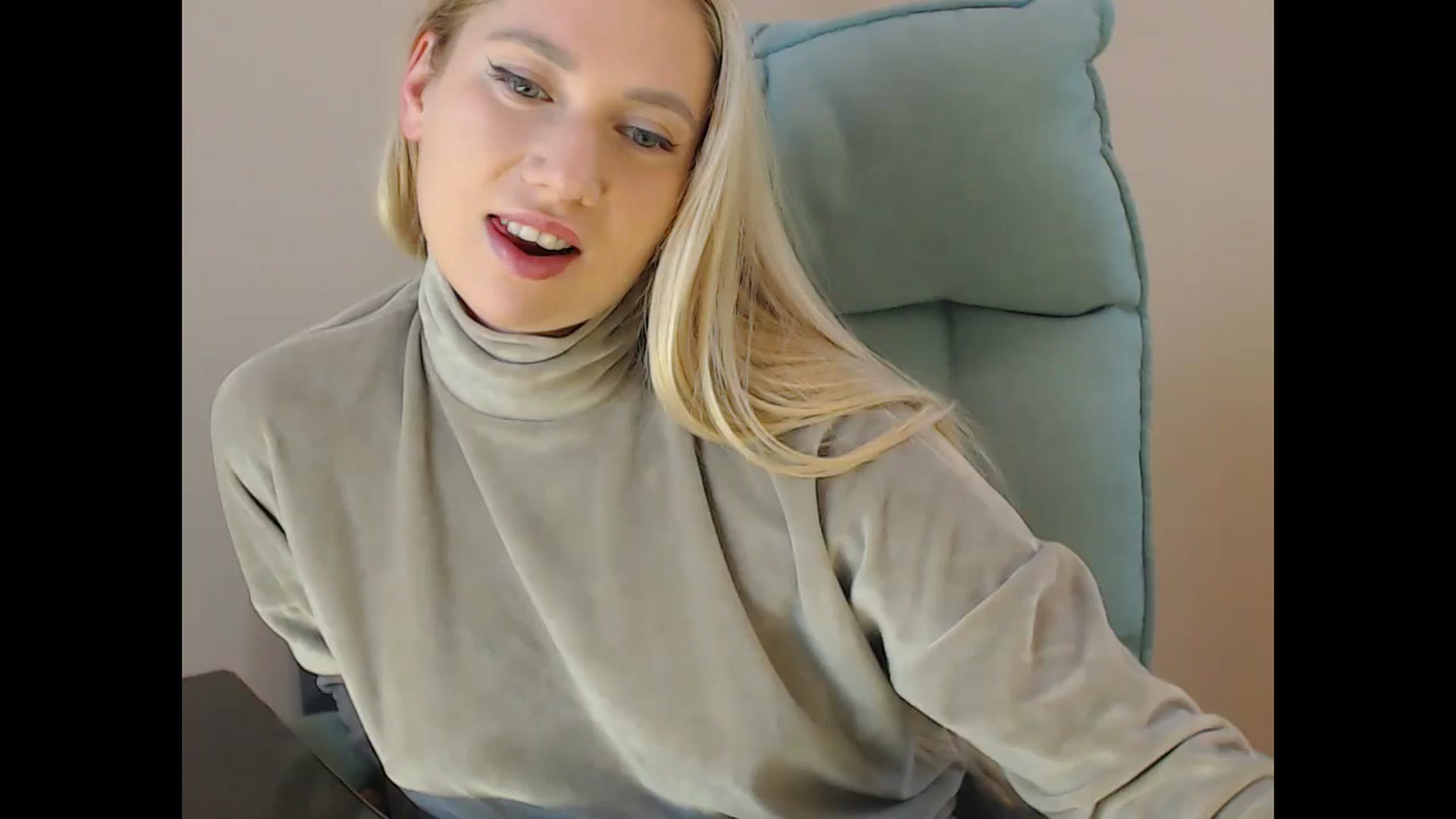 Gallery image thumbnail from Miss_Sylvia's myfreecams stream on, 12/15/2024, 17:58 image 9 of 20