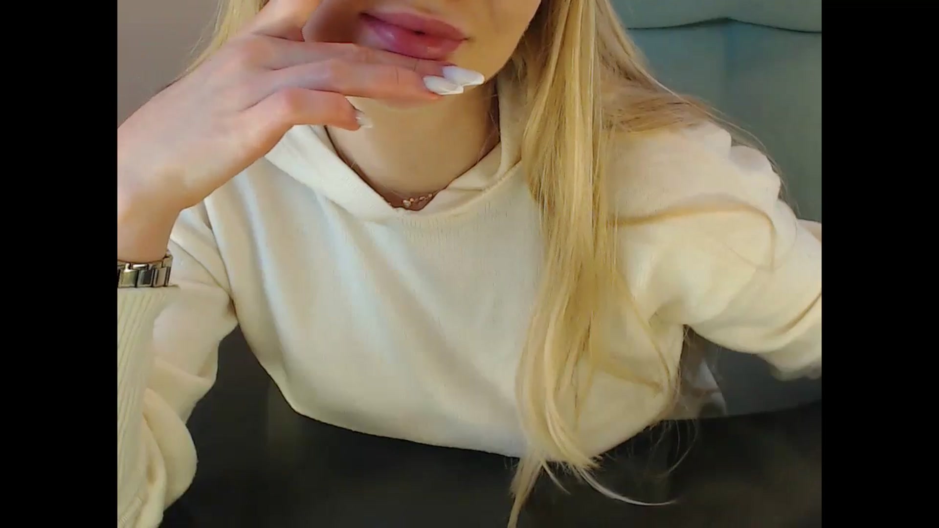 Gallery image thumbnail from Miss_Sylvia's myfreecams stream on, 12/16/2024, 19:42 image 3 of 20