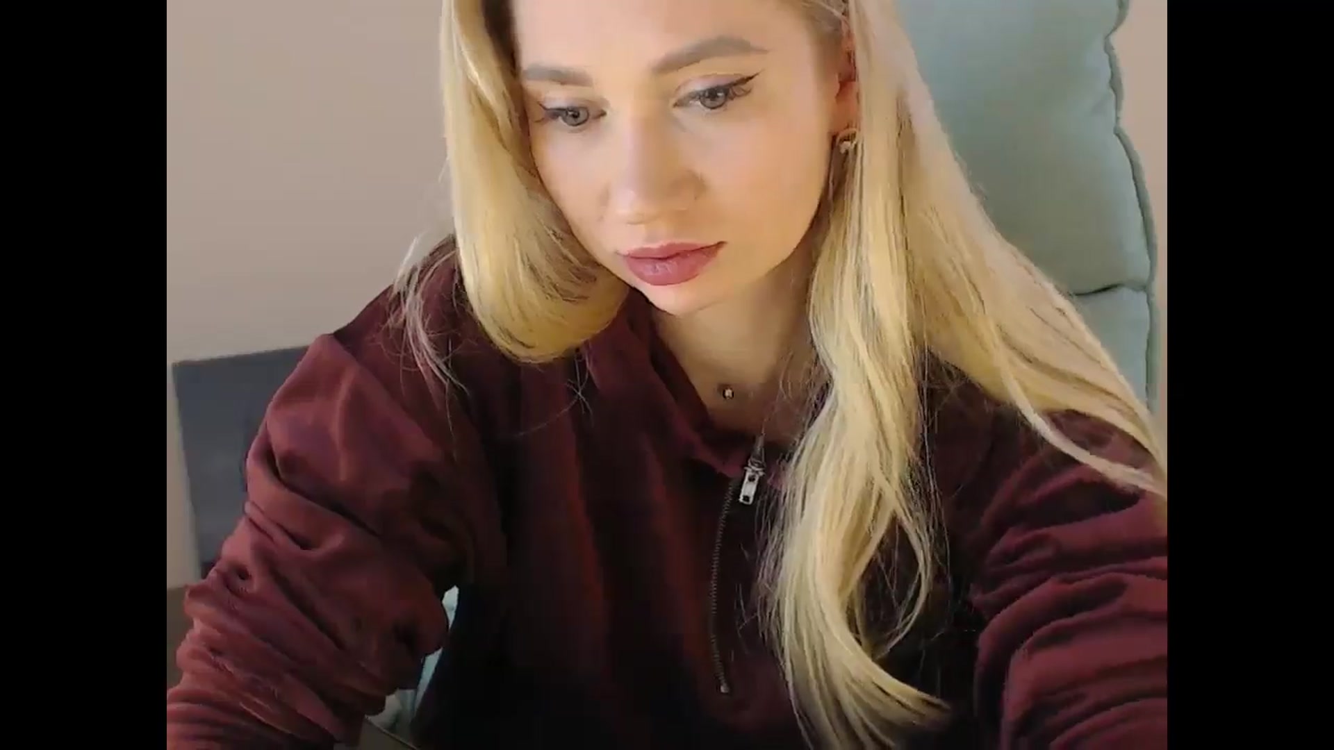 Gallery image thumbnail from Miss_Sylvia's myfreecams stream on, 12/17/2024, 17:29 image 5 of 20