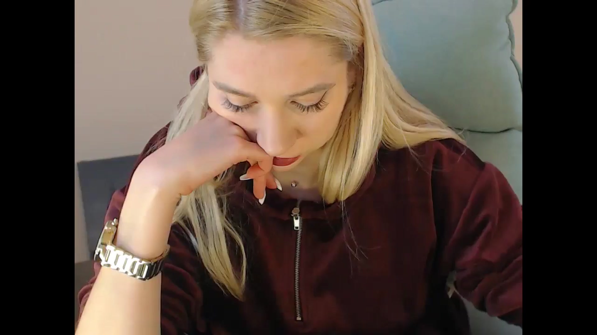 Gallery image thumbnail from Miss_Sylvia's myfreecams stream on, 12/17/2024, 17:29 image 4 of 20