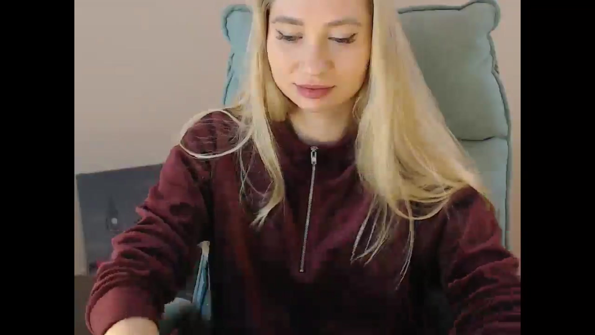 Gallery image thumbnail from Miss_Sylvia's myfreecams stream on, 12/17/2024, 18:36 image 4 of 20
