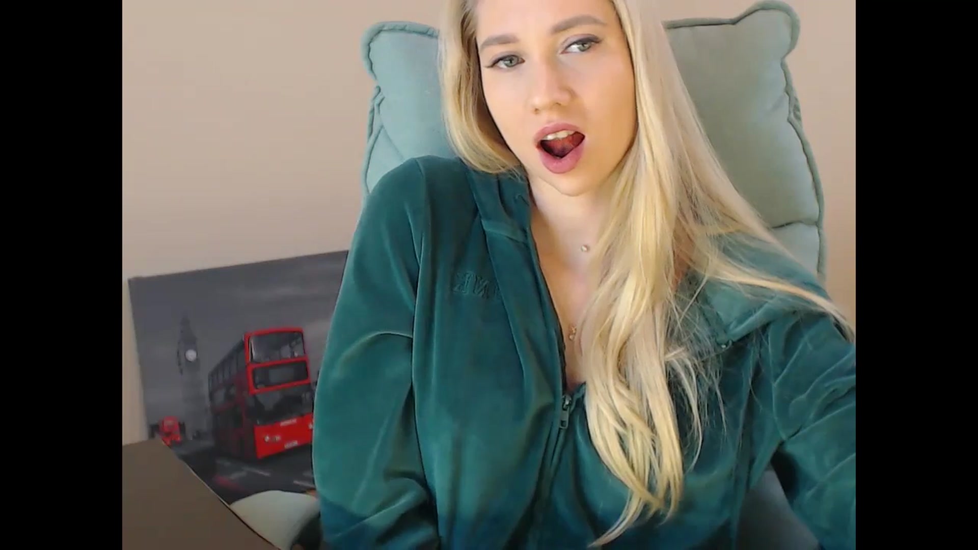 Gallery image thumbnail from Miss_Sylvia's myfreecams stream on, 12/18/2024, 15:48 image 19 of 20
