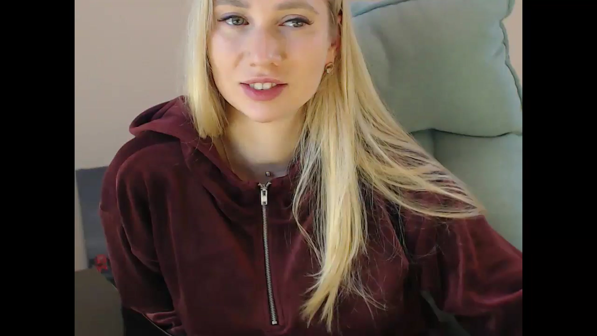 Gallery image thumbnail from Miss_Sylvia's myfreecams stream on, 12/19/2024, 21:12 image 14 of 20