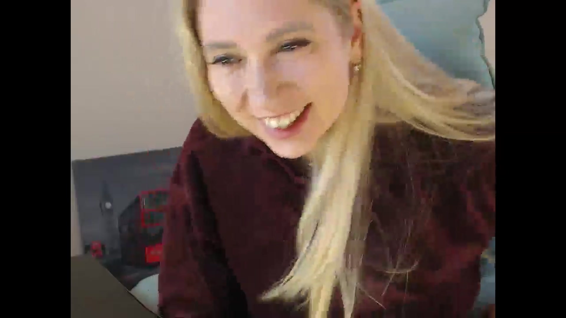 Gallery image thumbnail from Miss_Sylvia's myfreecams stream on, 12/19/2024, 21:12 image 12 of 20