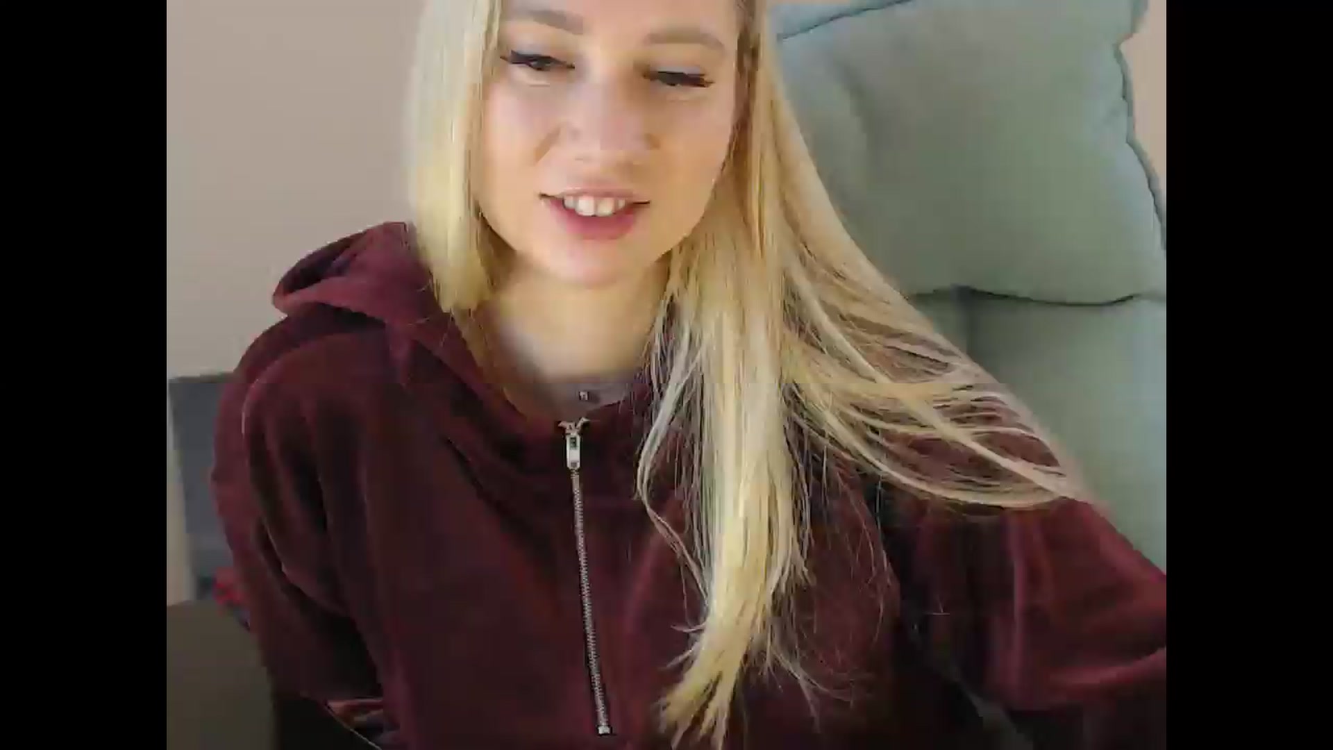 Gallery image thumbnail from Miss_Sylvia's myfreecams stream on, 12/19/2024, 21:12 image 16 of 20