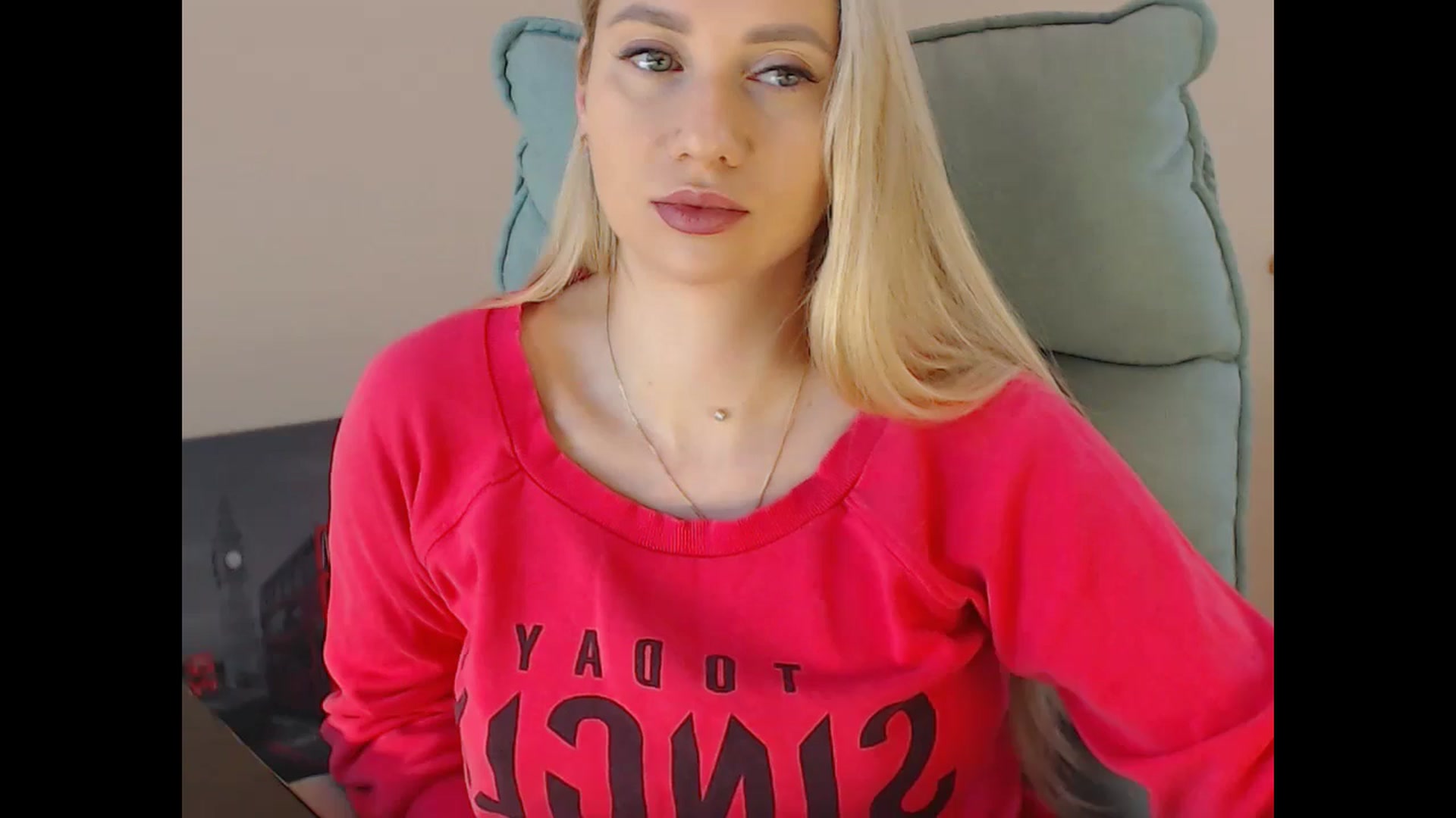 Gallery image thumbnail from Miss_Sylvia's myfreecams stream on, 12/24/2024, 15:38 image 4 of 20