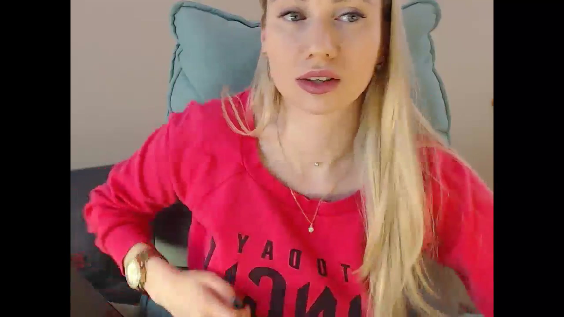 Gallery image thumbnail from Miss_Sylvia's myfreecams stream on, 12/24/2024, 15:38 image 8 of 20