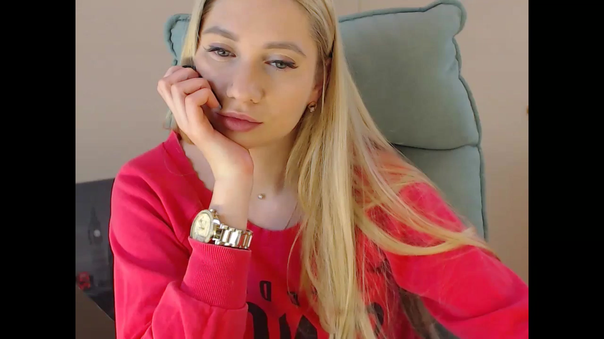 Gallery image thumbnail from Miss_Sylvia's myfreecams stream on, 12/24/2024, 16:27 image 16 of 20