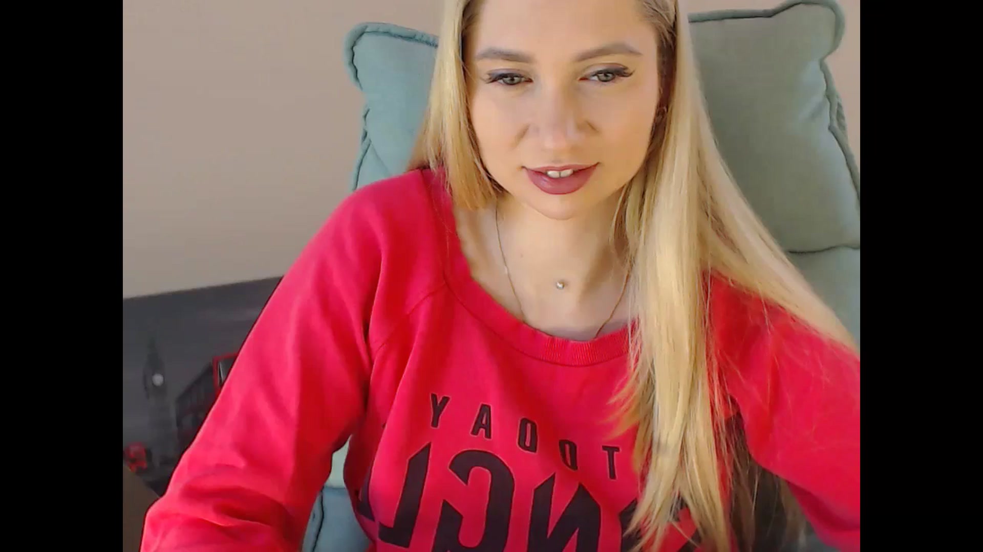 Gallery image thumbnail from Miss_Sylvia's myfreecams stream on, 12/24/2024, 16:27 image 4 of 20