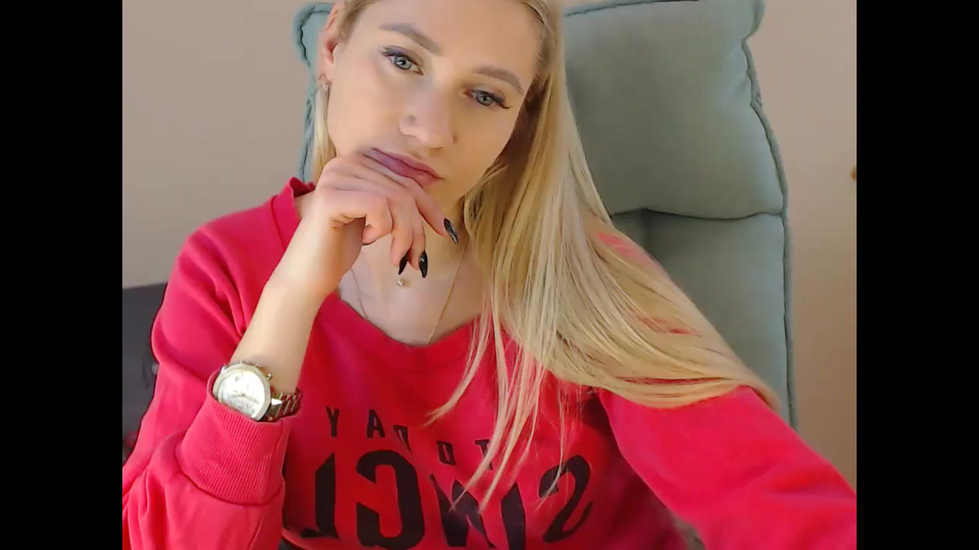 Gallery image thumbnail from Miss_Sylvia's myfreecams stream on, 12/24/2024, 17:40 image 1 of 20