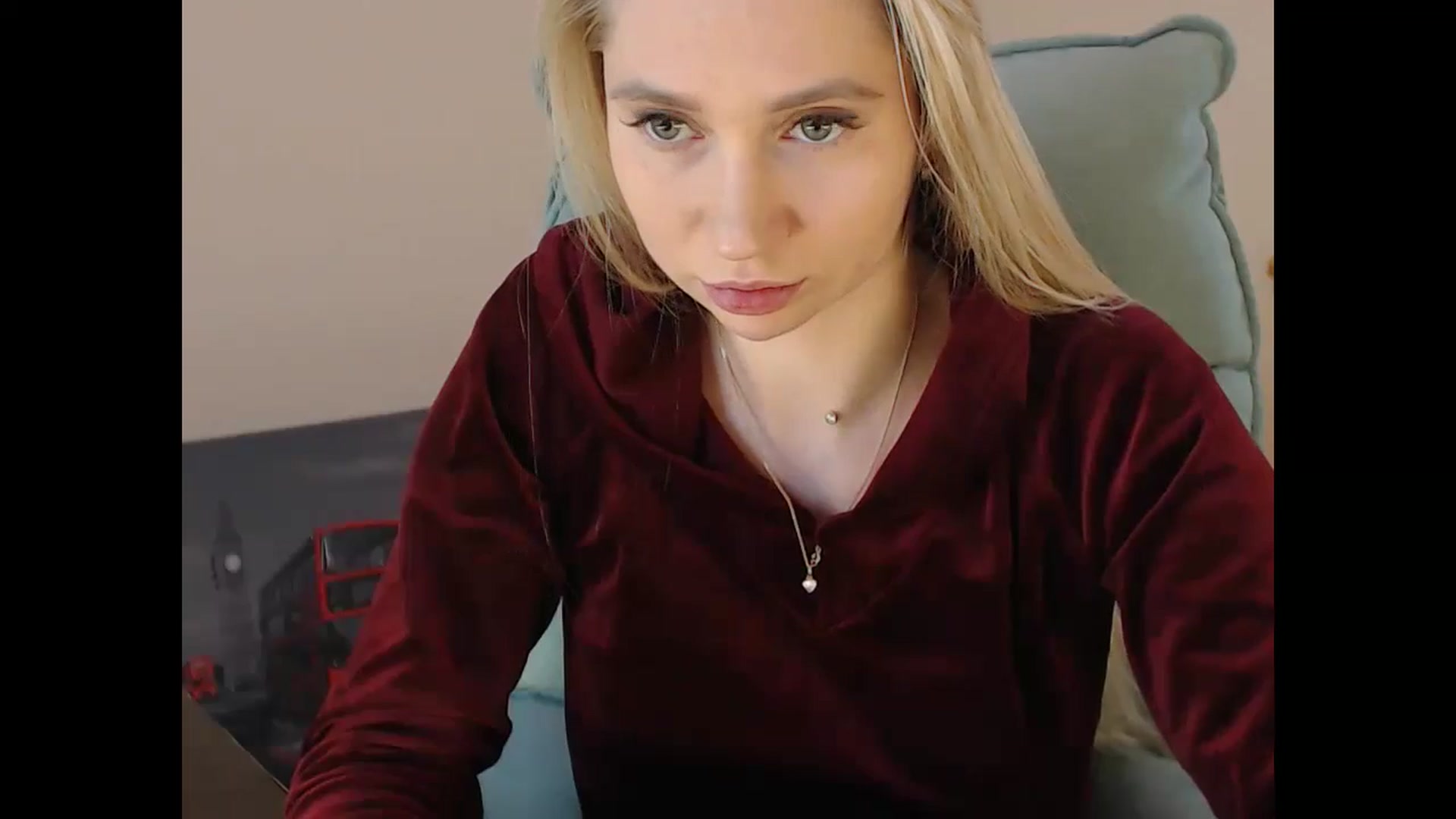 Gallery image thumbnail from Miss_Sylvia's myfreecams stream on, 12/25/2024, 19:29 image 5 of 20