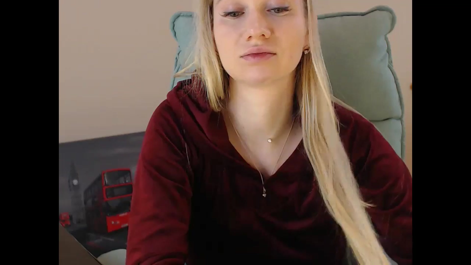 Gallery image thumbnail from Miss_Sylvia's myfreecams stream on, 12/25/2024, 19:29 image 15 of 20